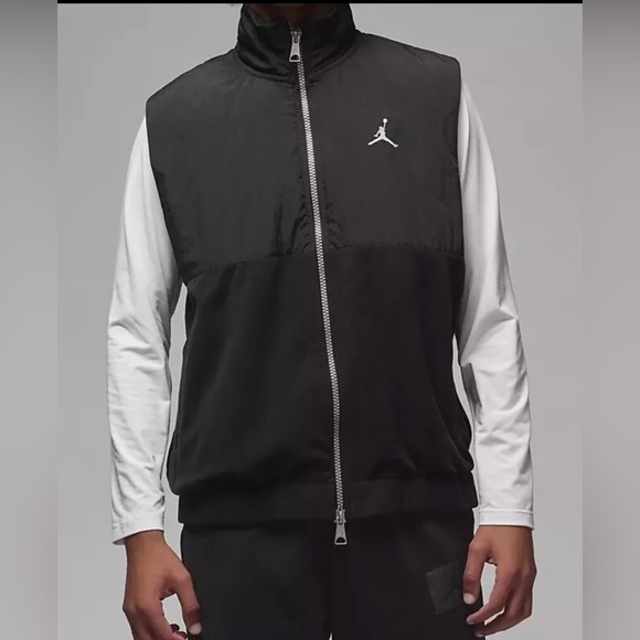 Nike Air Jordan Essentials Winter Vest Black FD8628-010 Men’s Size Medium NWT. - Picture 1 of 15